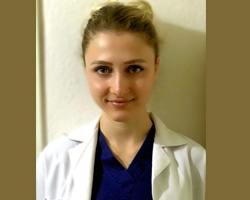 Hemşire Selen Mine BOLER